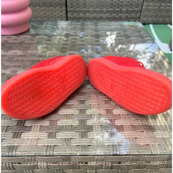 Puma Suede x Haribo Gummi Bears Red Sneakers Kids Size 12C - Picture 7 of 9